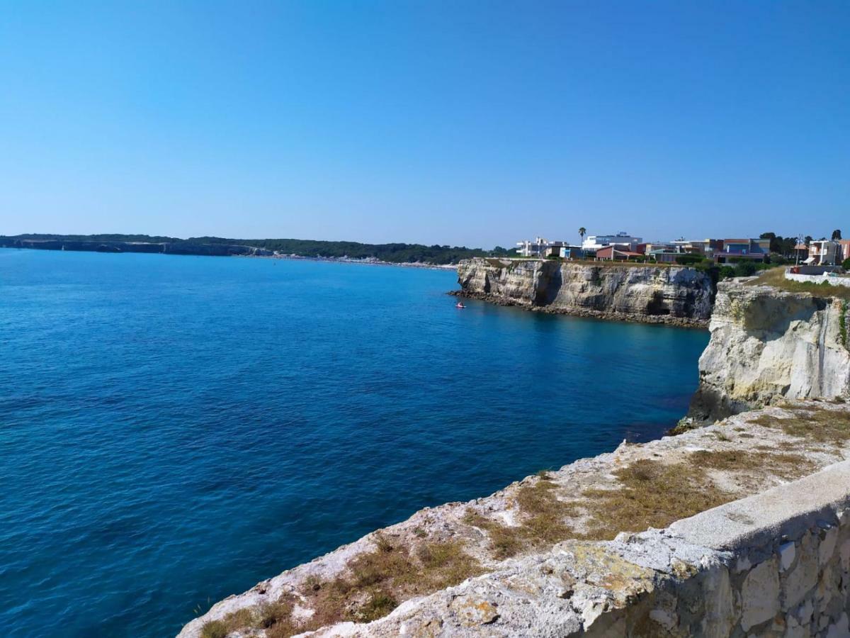 Villetta Fronte Mare Torre dell'Orso Eksteriør billede